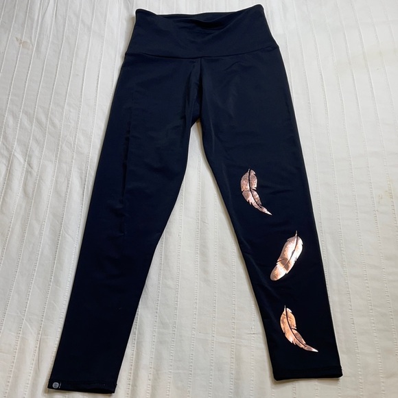 ONZIE metallic foil feather high waist yoga athletic leggings - Picture 2 of 8